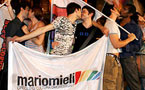 gay ''kiss-in'' held in rome to protest detention of 2 men for ''kissing in public''