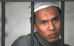 印尼一連環殺人嫌犯獄中出自傳和唱片
