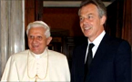 英國前首相布萊爾：不認同梵蒂岡教皇關於同性戀者的立場