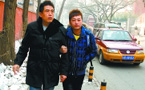 「我們想要一張真正的結婚證」──中國國內首例男同性戀者公開結婚